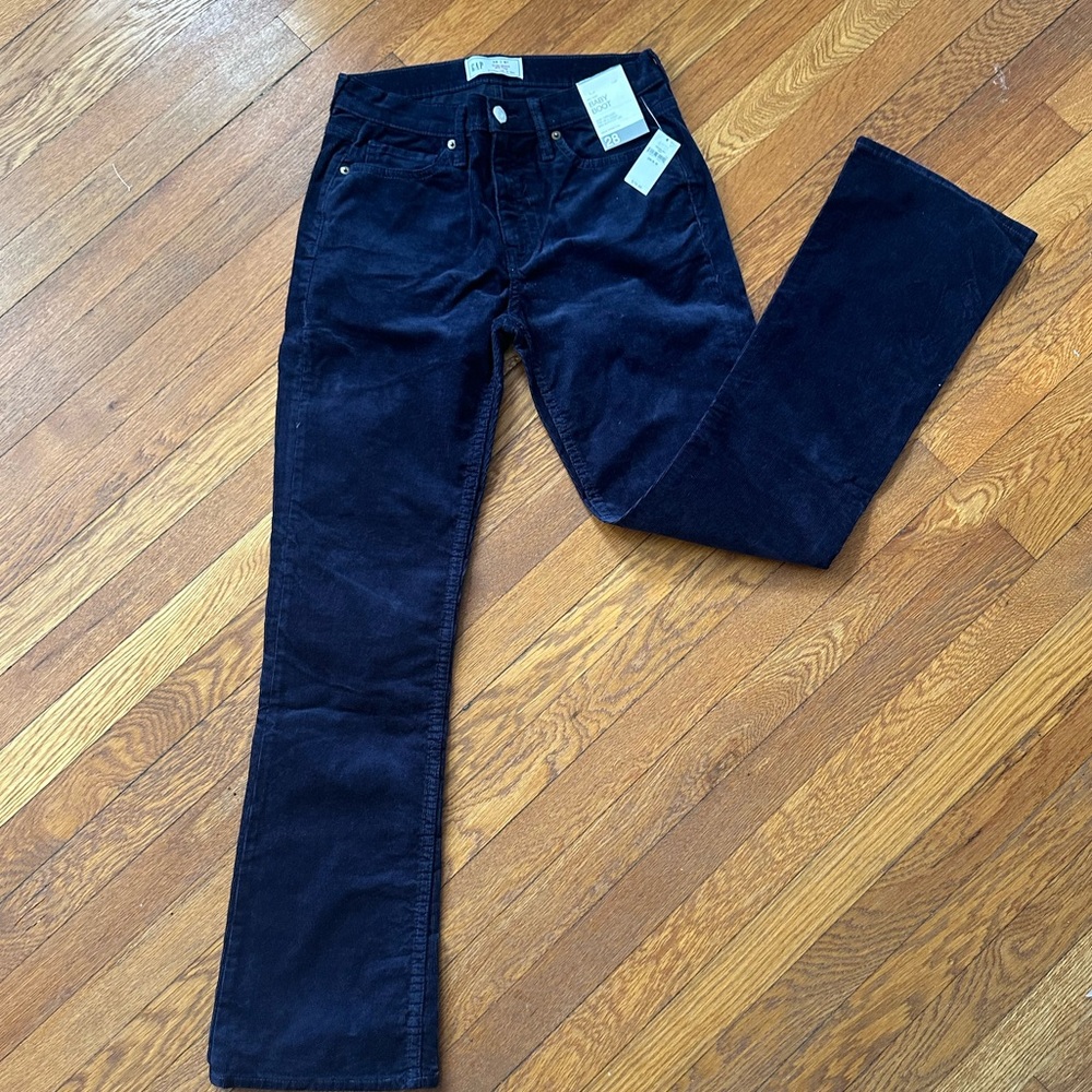 NEW WITH TAGS Gap corduroy jeans